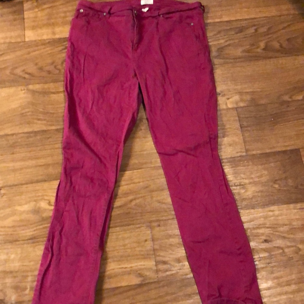 Stretchy pant size 16